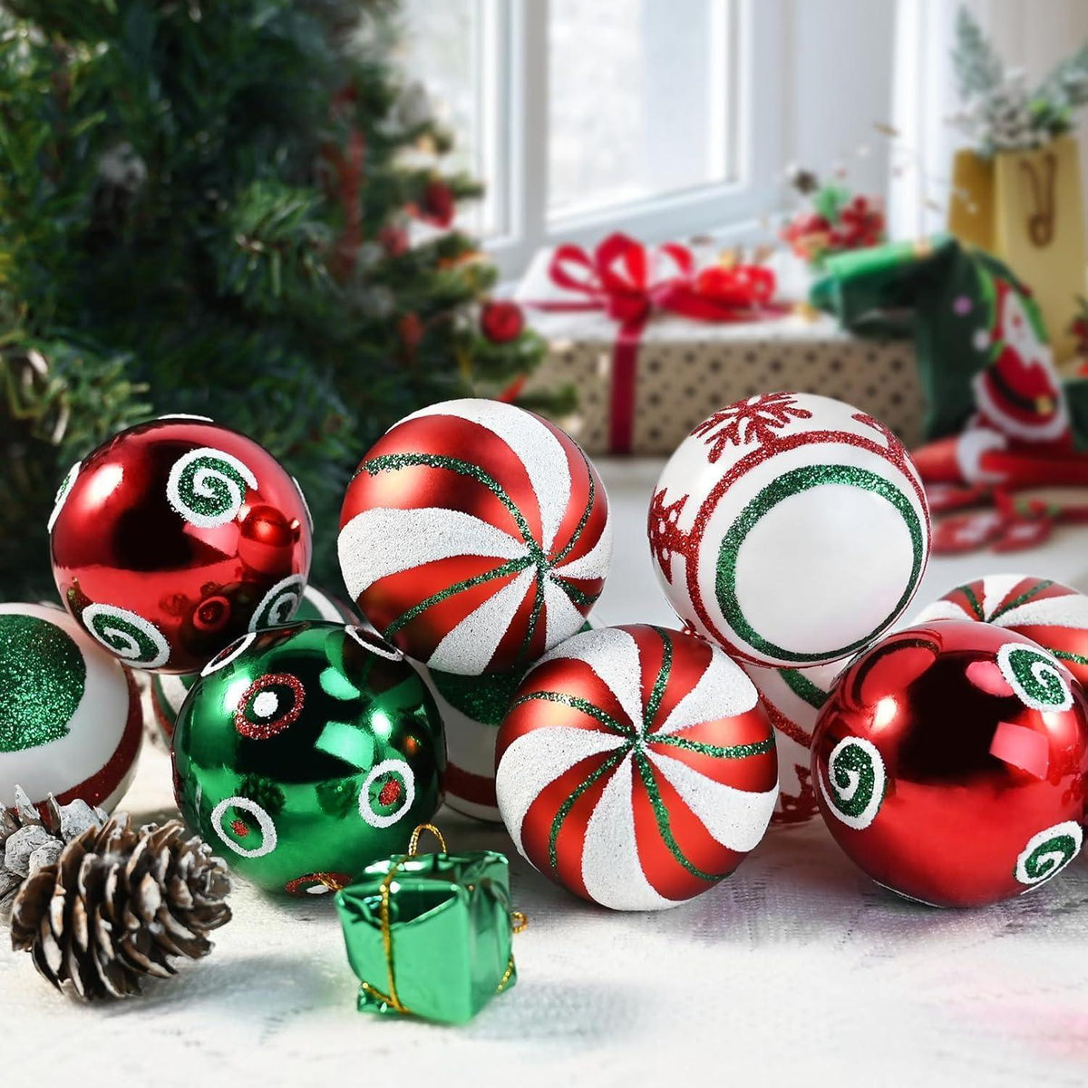 Weihnachtskugeln 30er Set bruchsicher 6cm Rot Grün Silber