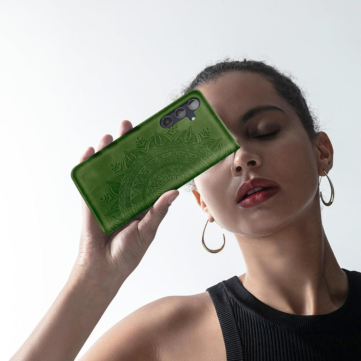 Hülle mit Kartenfach für Samsung Galaxy A55 5G, Grasgrün in Lederoptik