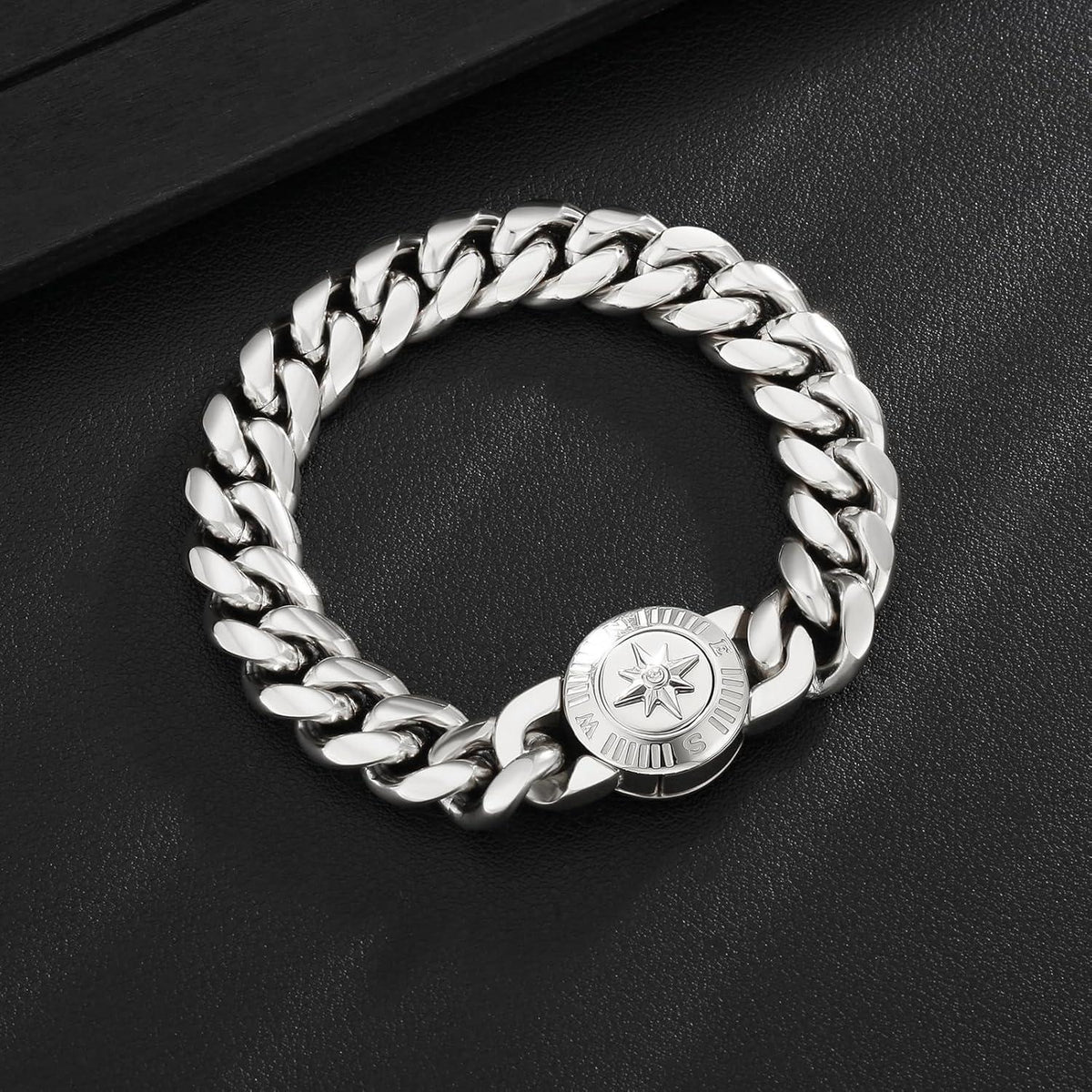 Herren Armband 12mm Löwe Totenkopf 18K Gold beschichtet Panzerarmband 22.9cm
