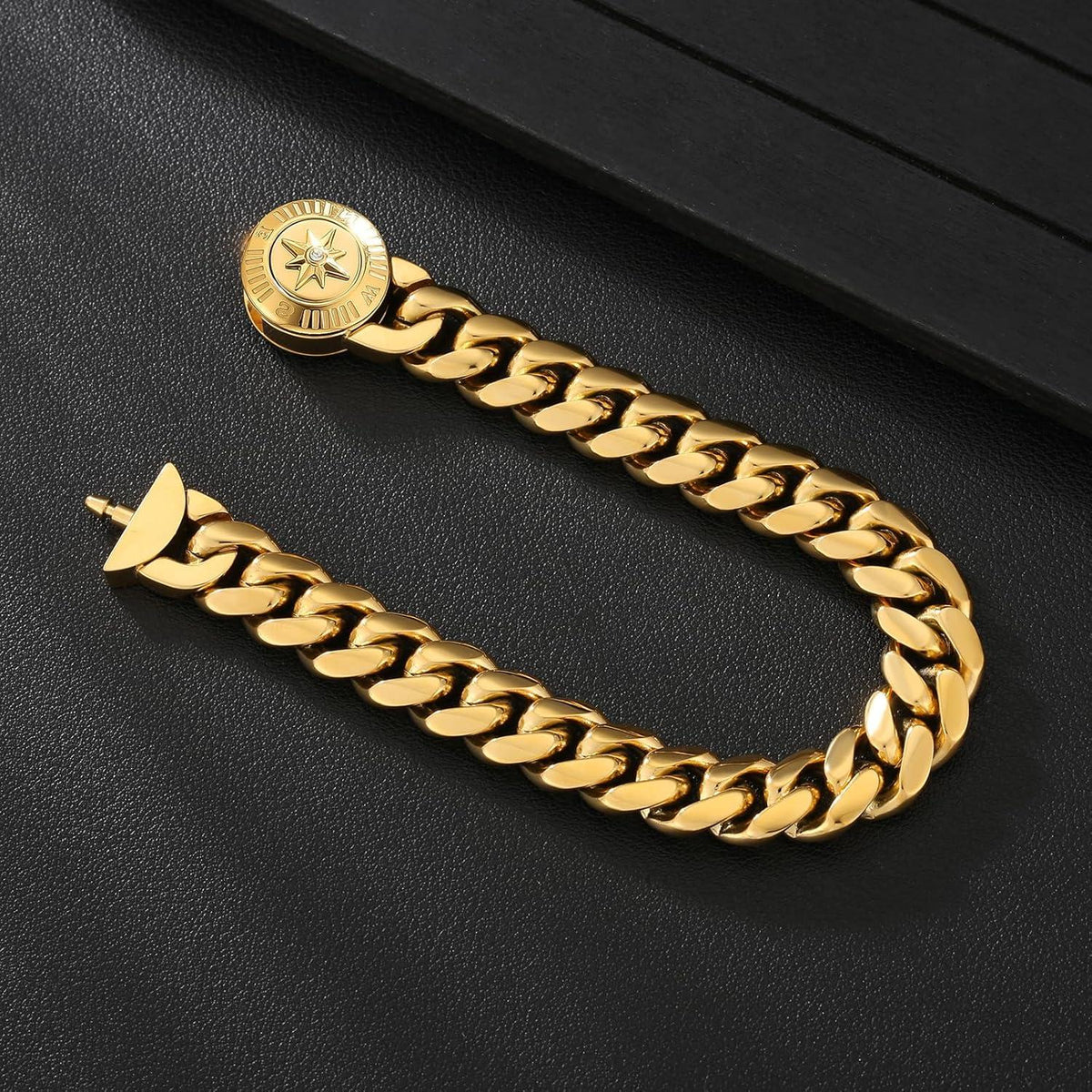 Herren Armband mit Löwe Totenkopf Verschluss 18K Gold beschichtet