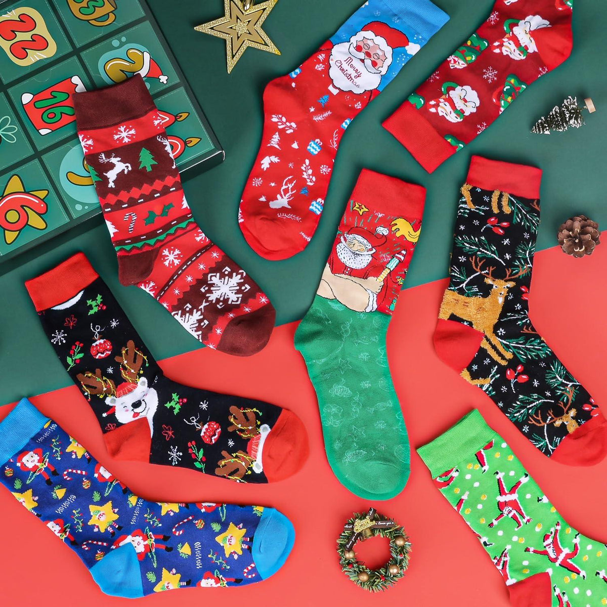 Socken Adventskalender mit 24 Weihnachtsmotiven - 2024