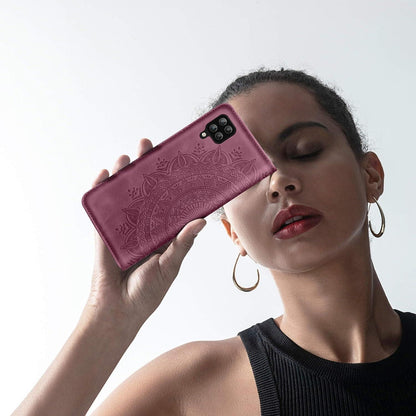 Samsung Galaxy A12/M12 Hülle mit Kartenfach, Ständer, Weinrot in Lederoptik