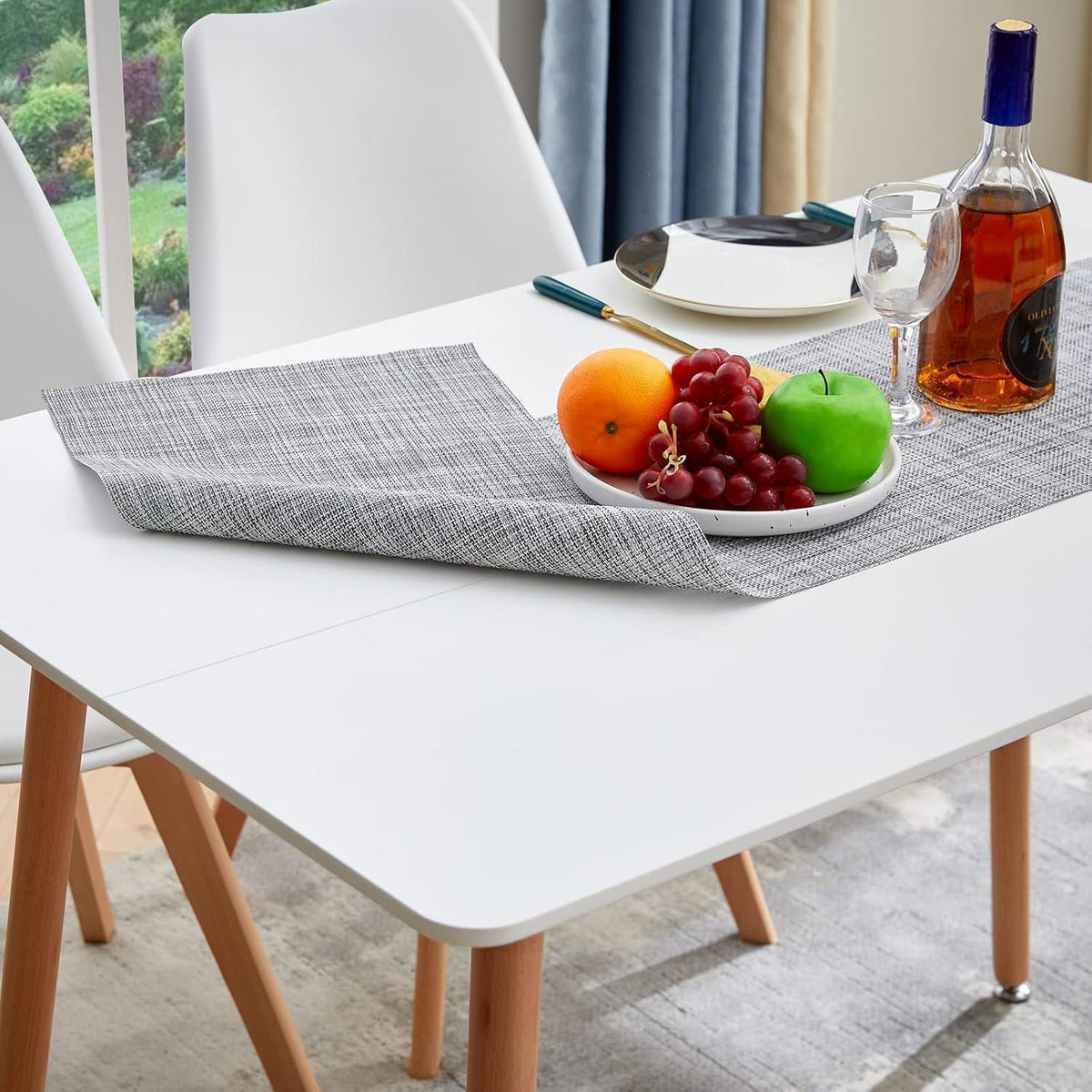 Esszimmergruppe Weiß: Esstisch 110cm + 6 Stühle
