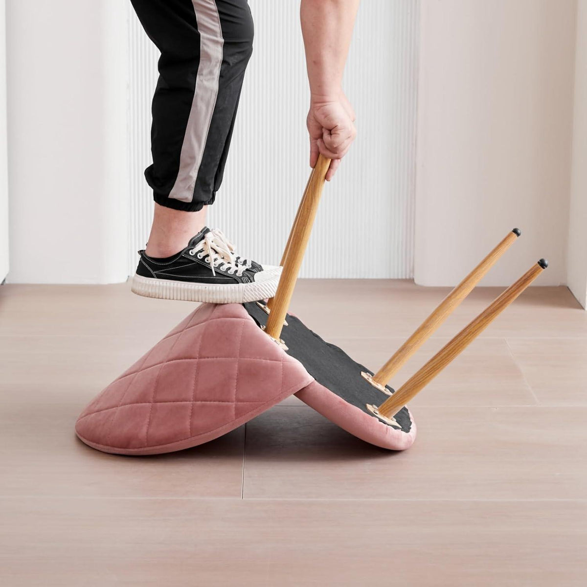 8 Esszimmerstühle Samt Rosa mit verstellbaren Schutzpolstern