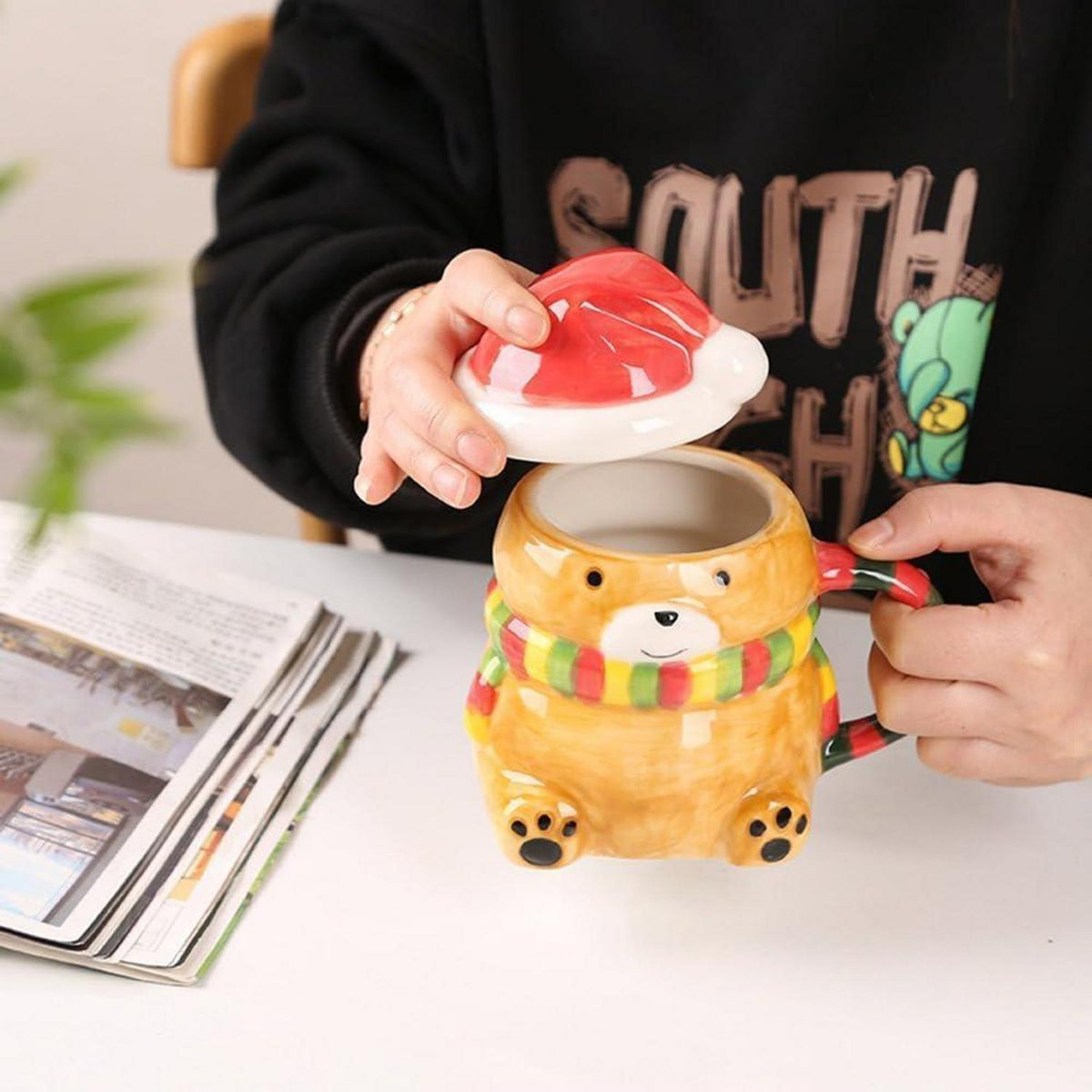 400ml Weihnachtstasse mit Bär & Deckel – Keramik Becher