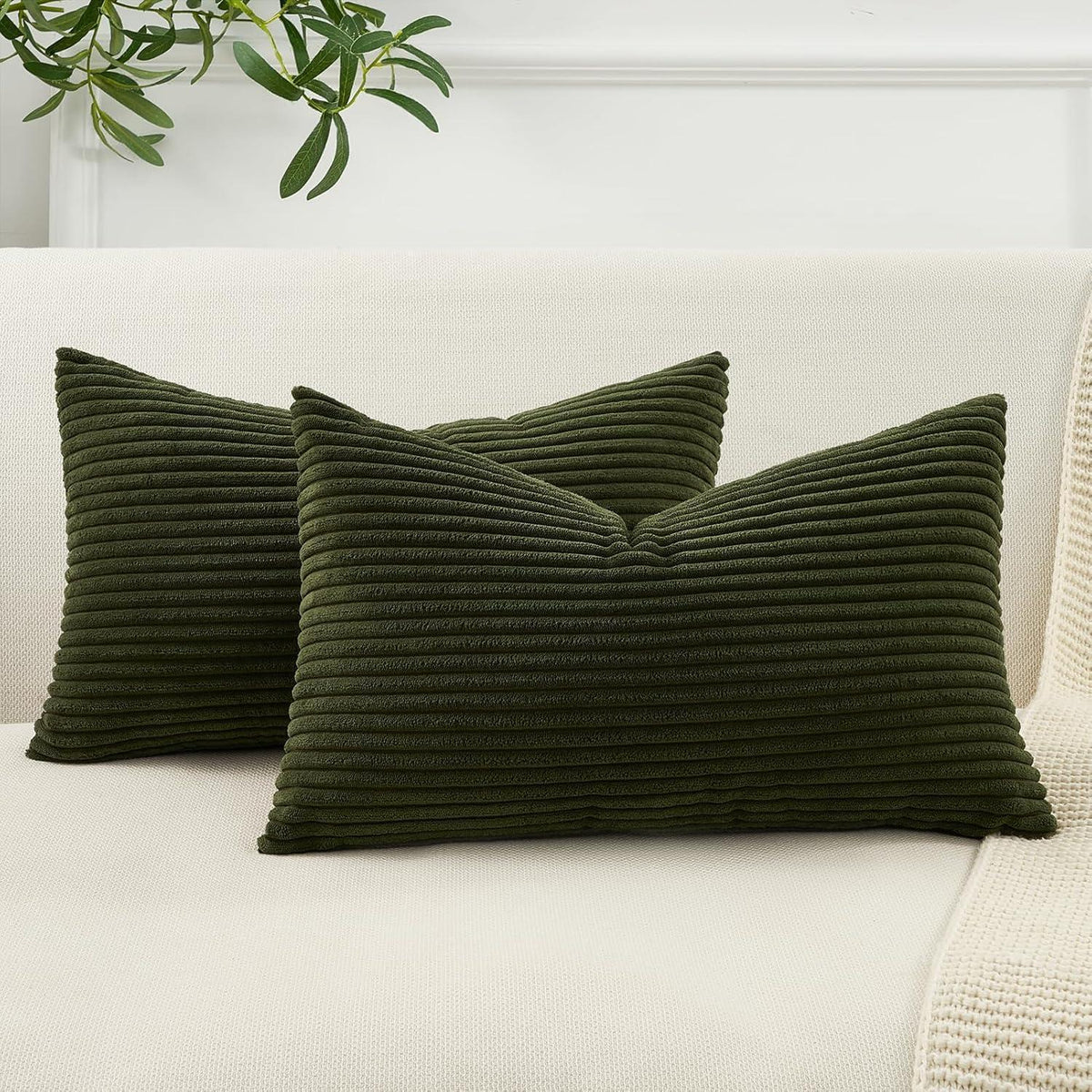Kissenbezüge 2er Set 30x50 cm Olivengrün Kordsamt Gestreift