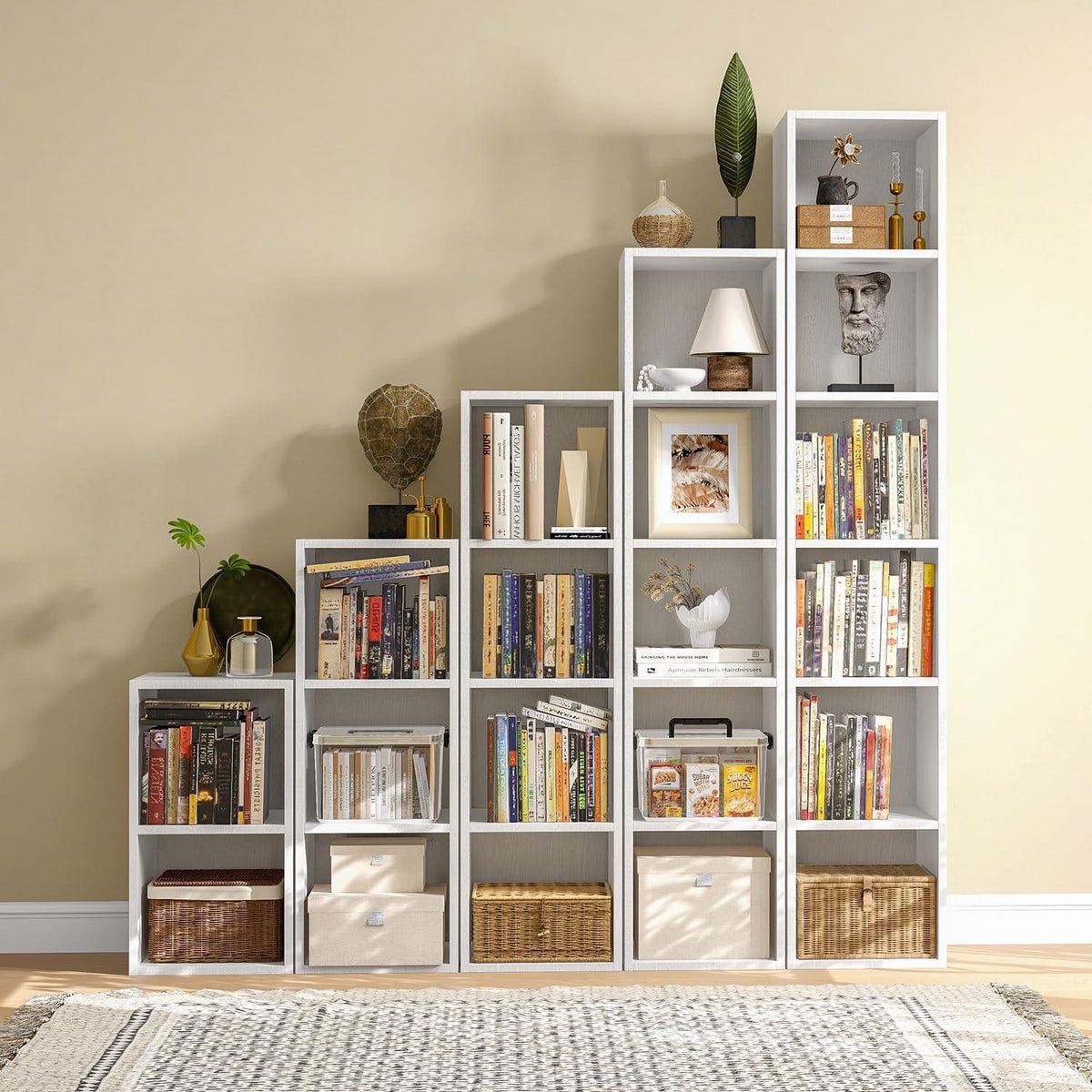 Schmales Bücherregal mit 6 Ebenen – Weiß