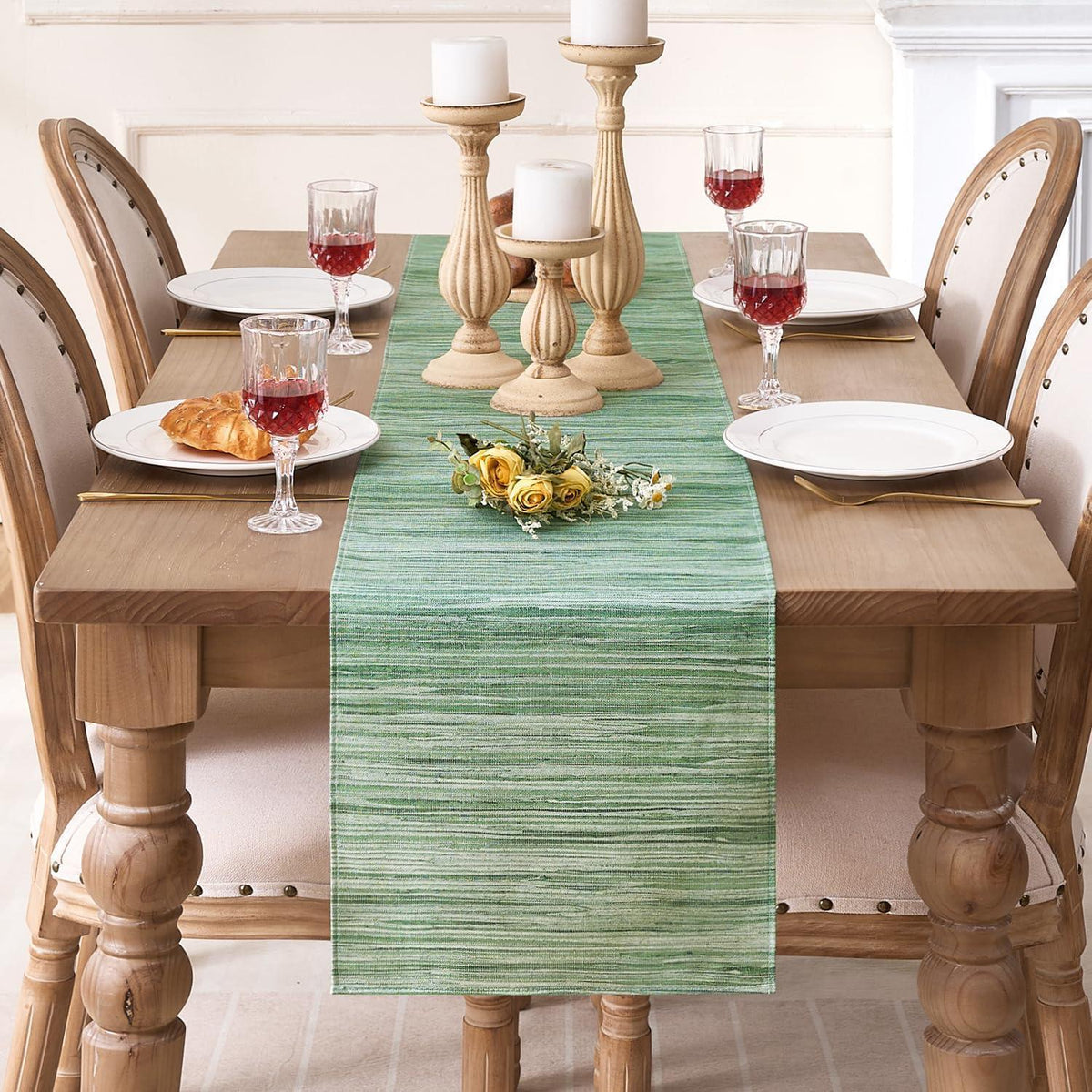 Grüner Tischläufer Leinen Boho 40x140 cm | Modern & Abwaschbar