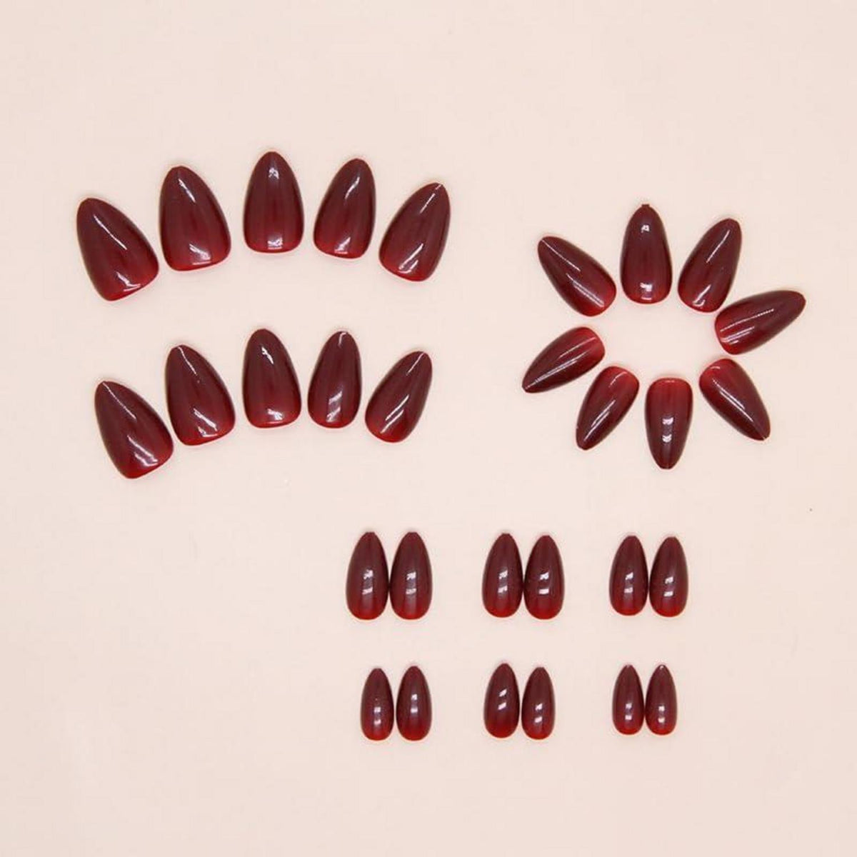 24 Dunkelrote Nagel zum Aufkleben, Mandelform, Glossy