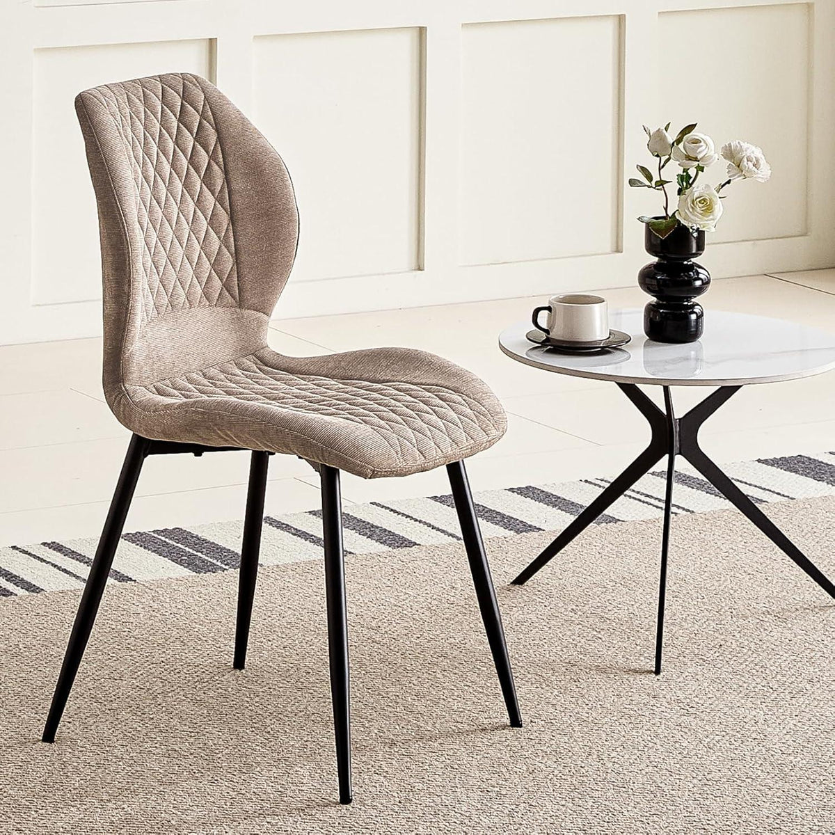 Gepolsterte Esszimmerstühle 2er Set – Braun, Modern & Komfortabel
