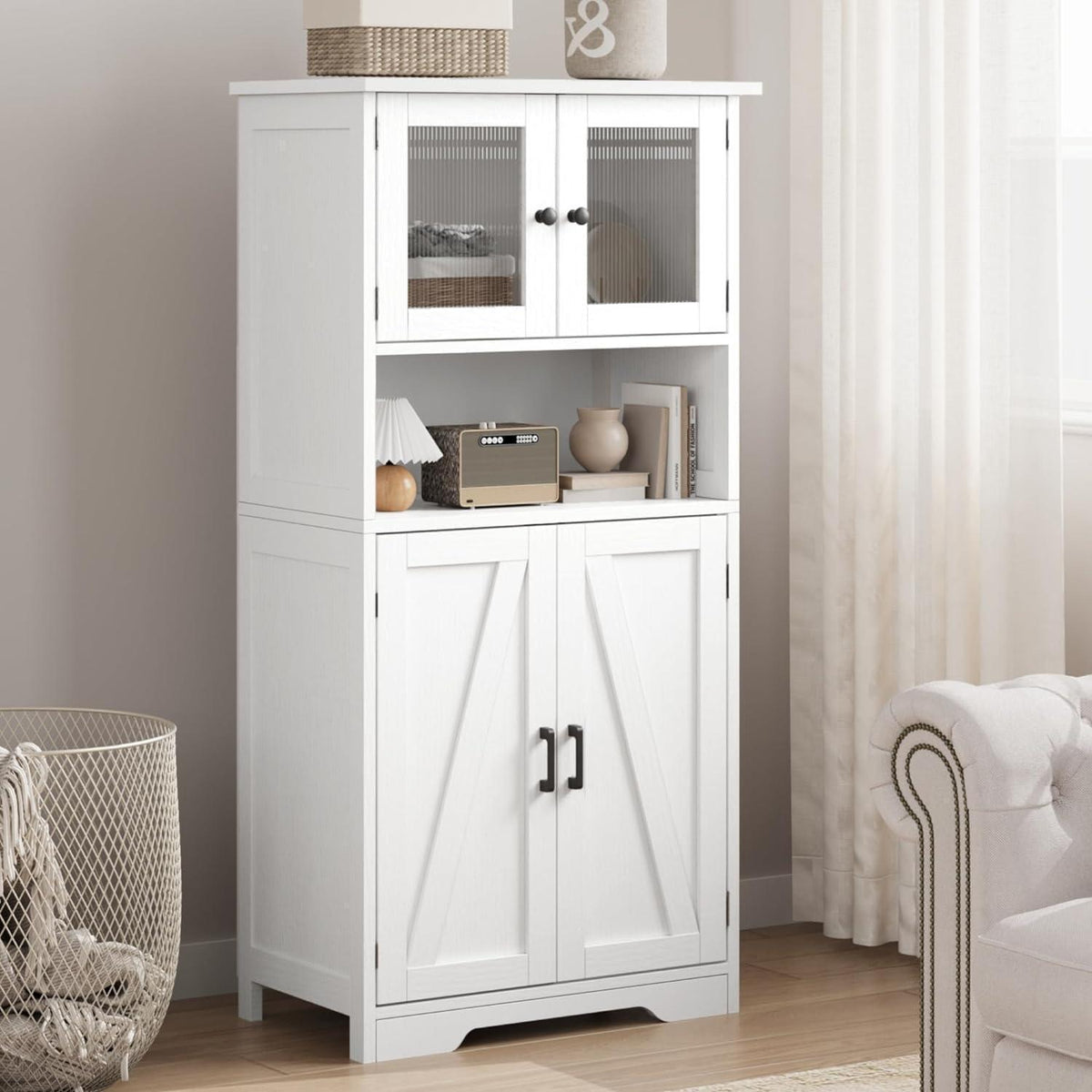 Weißer Hochschrank mit Glastüren & Regalen – 60x30x128cm