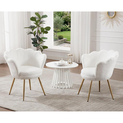 Teddystoff Muschel Sessel mit goldenen Beinen