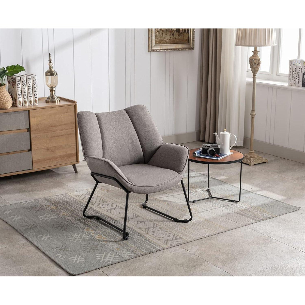Moderner Ohrensessel Grau – Gepolsterter Lesesessel mit Metallbeinen