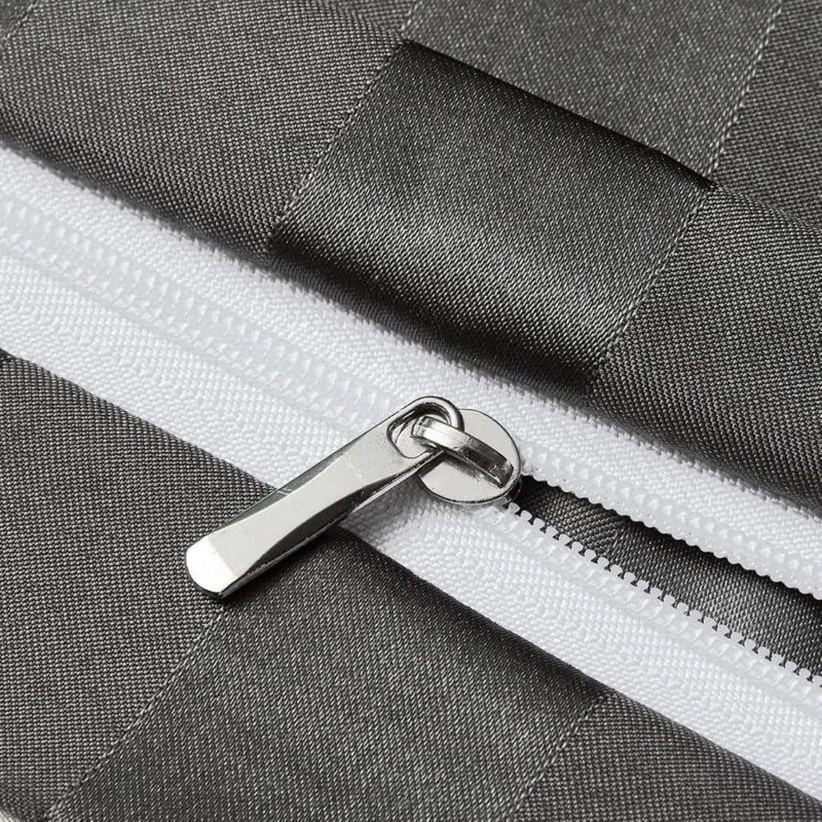 Satin Bettwäsche Set 135x200cm Grau Gestreift 4-teilig