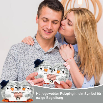Gestrickte Pinguin Puppen Paar - Liebesgeschenk mit Karte