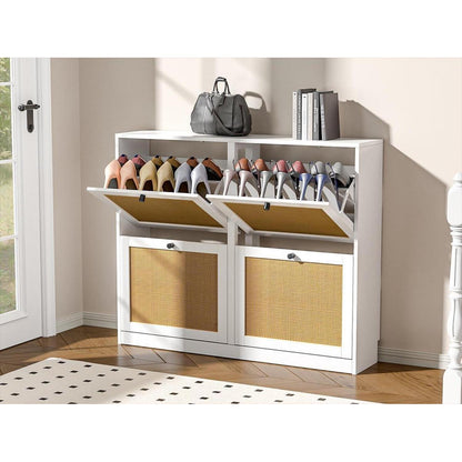 Weißer Schuhschrank mit 4 Klappen & Rattan – Platzsparend & Verstellbar