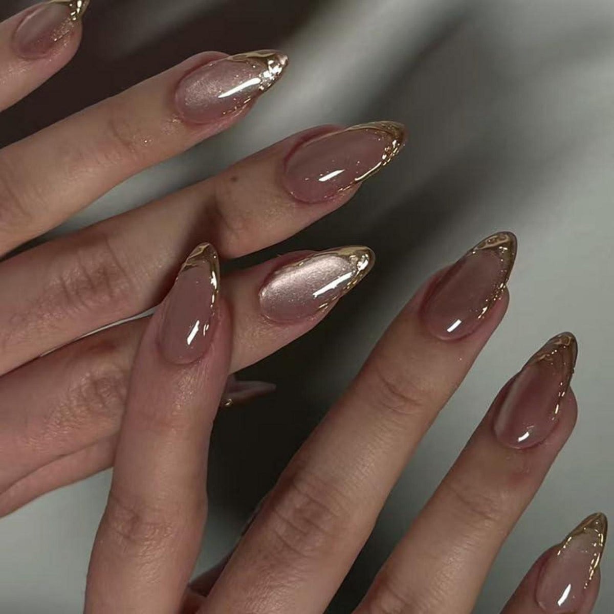 MouyouGlow Press On Nails Almond Cat Eye Rosa Gold French