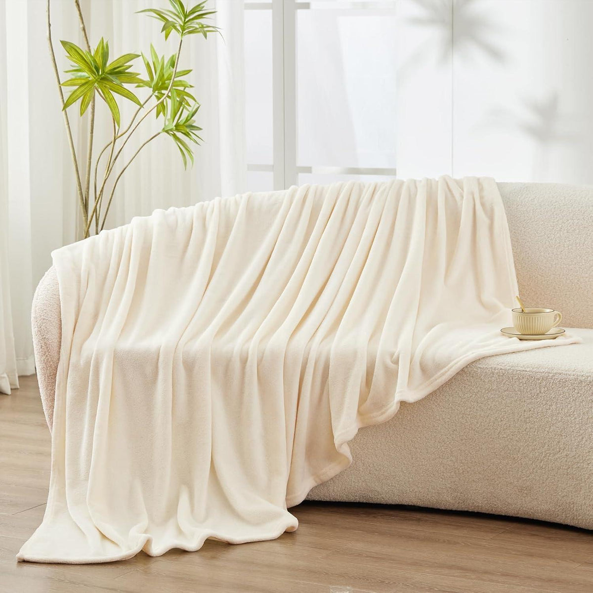 Kuscheldecke 2er Set 150x200 cm Creme Flanell Weich & Warm