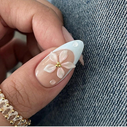 Press on Nails Almond Nude Blau French 3D Blumen Sommernägel
