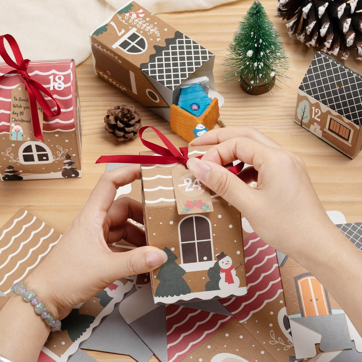 DIY Adventskalender Häuser zum Befüllen mit Zubehör
