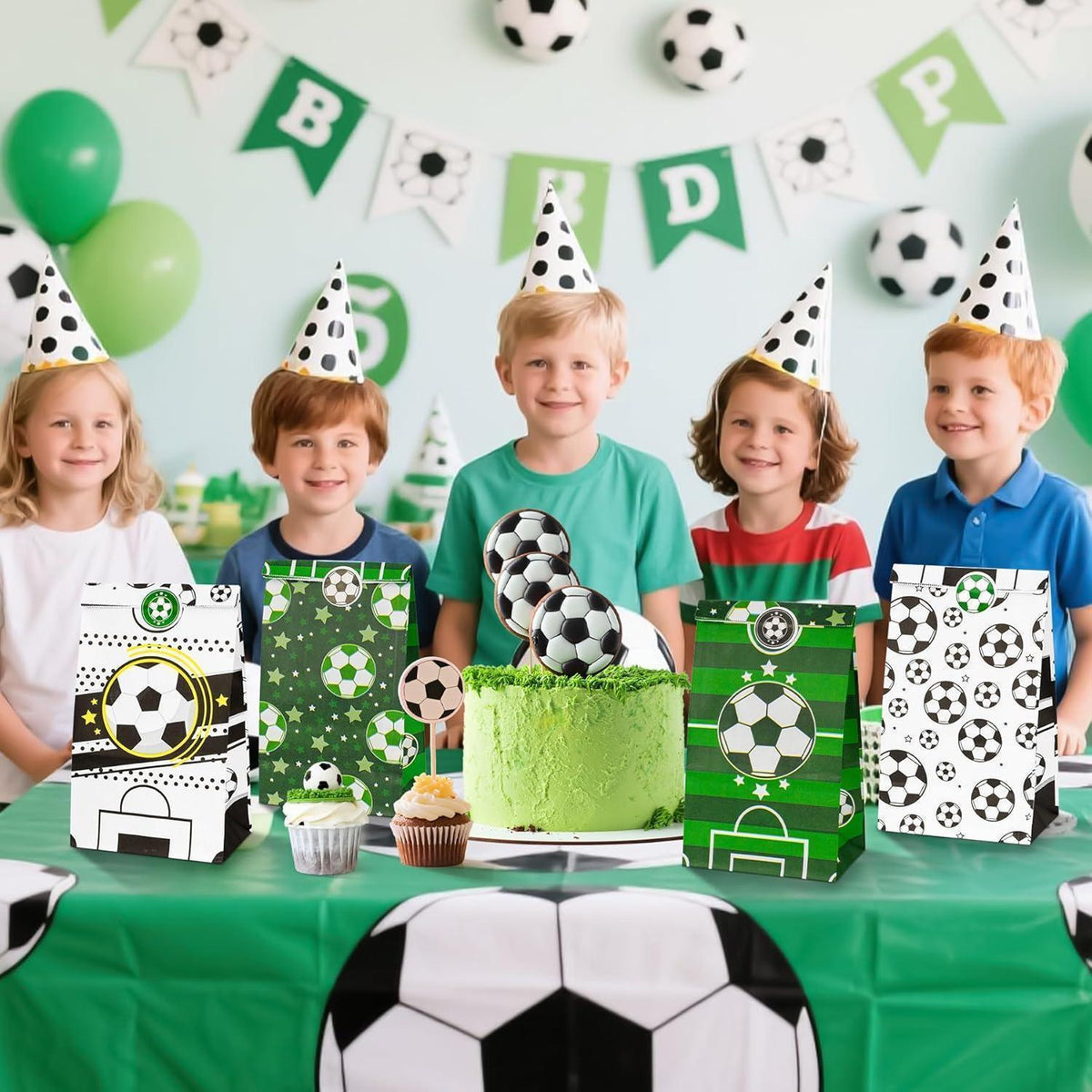 Fußball Geschenktüten Set mit Aufklebern – 16 Stück