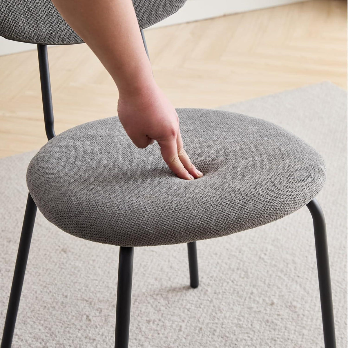 Runder Esstisch Set (100cm) mit 6 Stapelstühlen Dunkelgrau