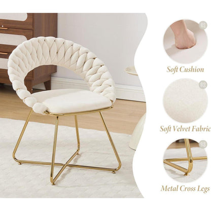 Beiger Loungesessel mit Samt & Goldbeinen