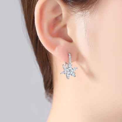 Blumen Creolen Silber mit Zirkonia – Damen Ohrringe