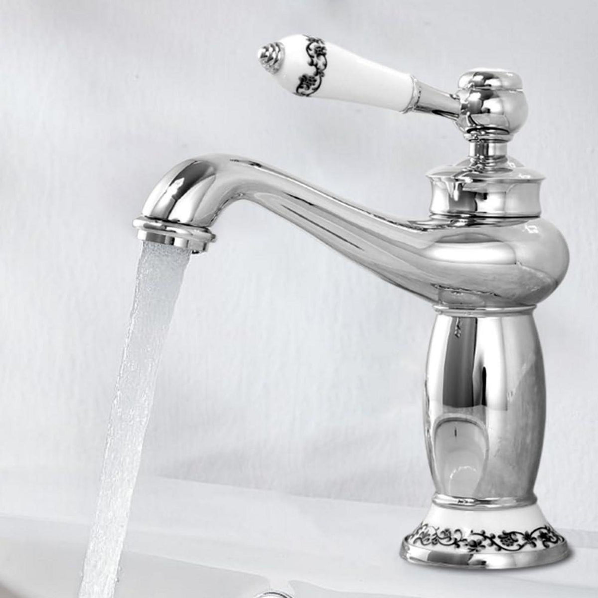 Retro Bad Wasserhahn mit Wasserfallauslauf Vintage Silber