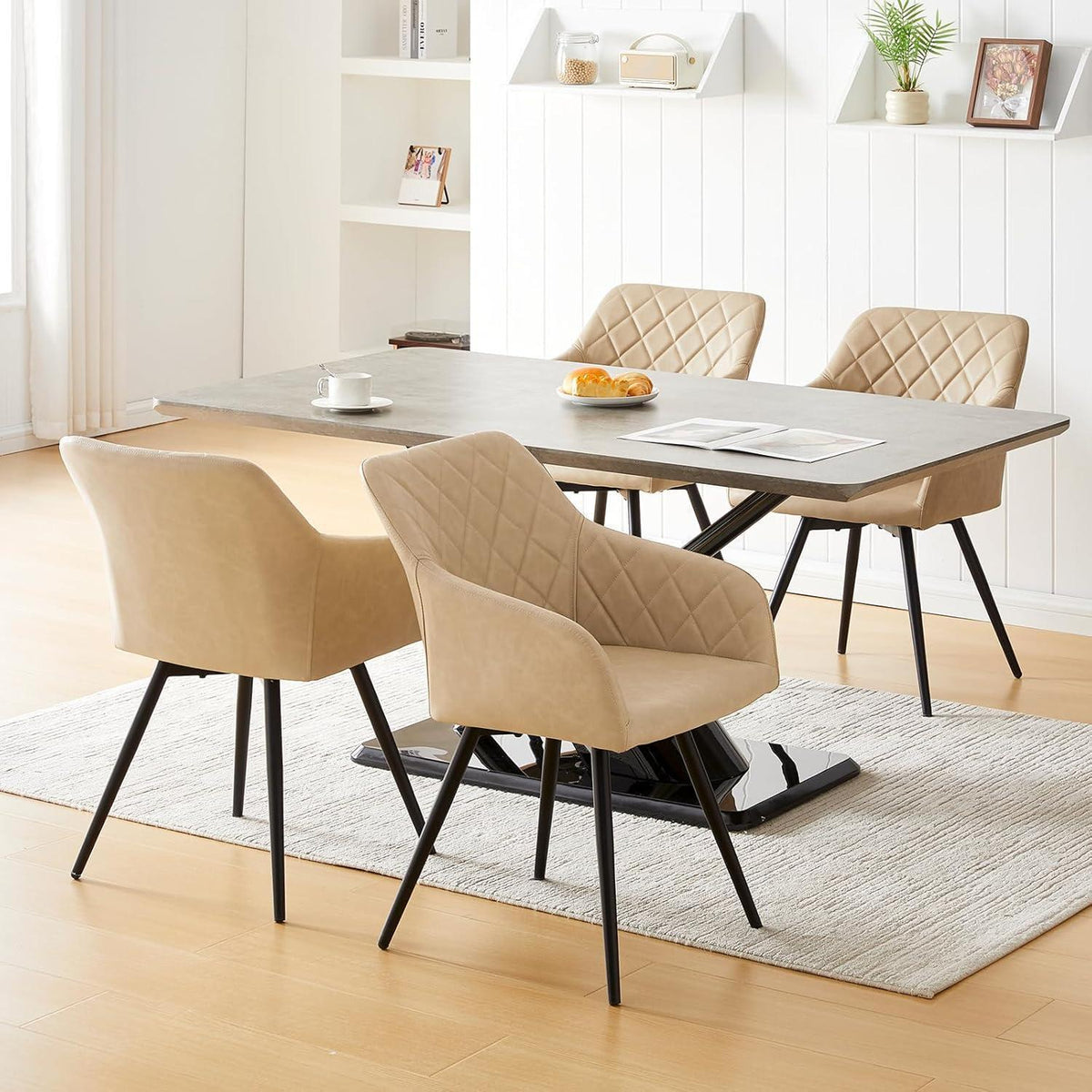 Drehbare Esszimmerstühle 4er Set, Beige in Lederoptik