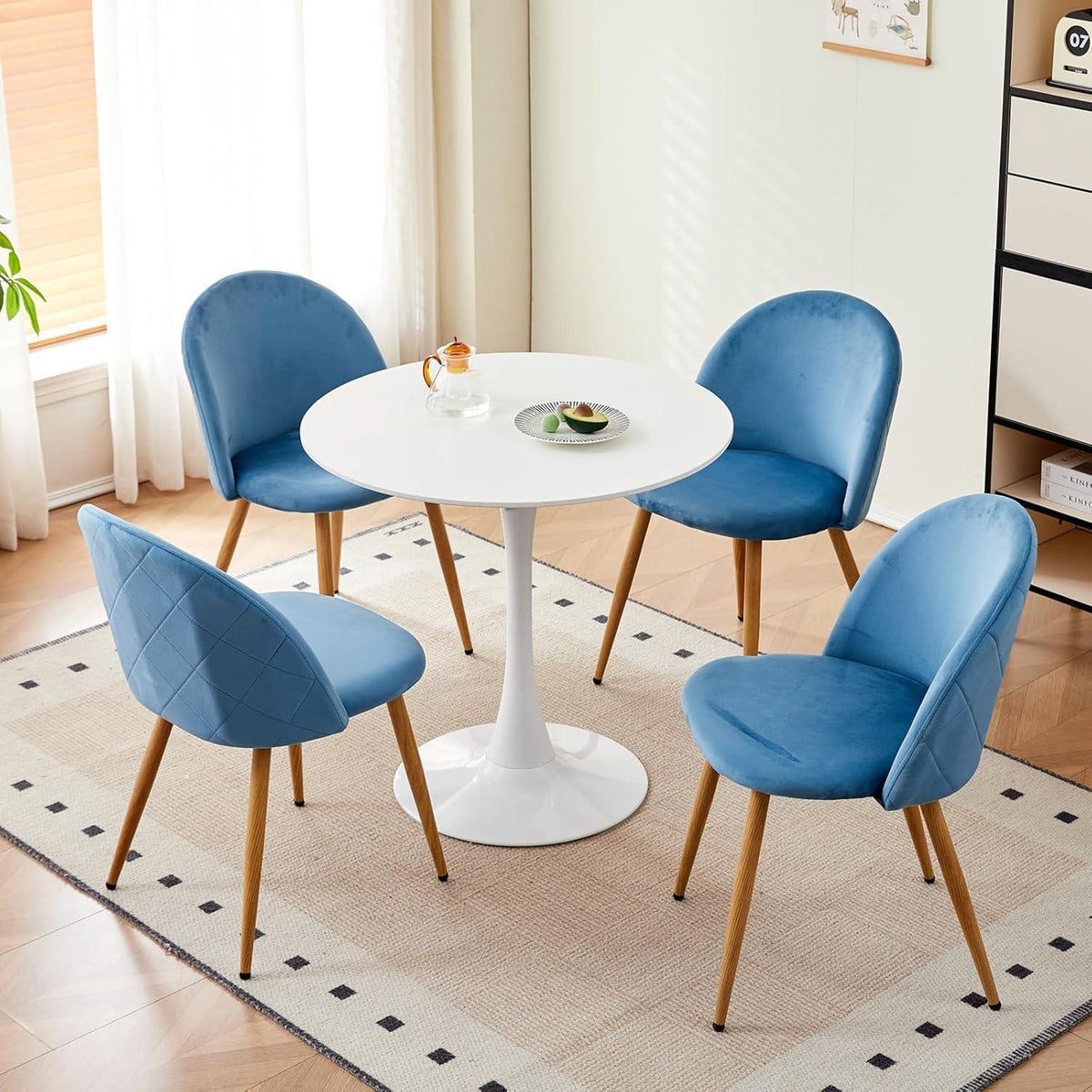 Runder Esstisch Set mit 4 Samtstühlen – Blau & Weiß