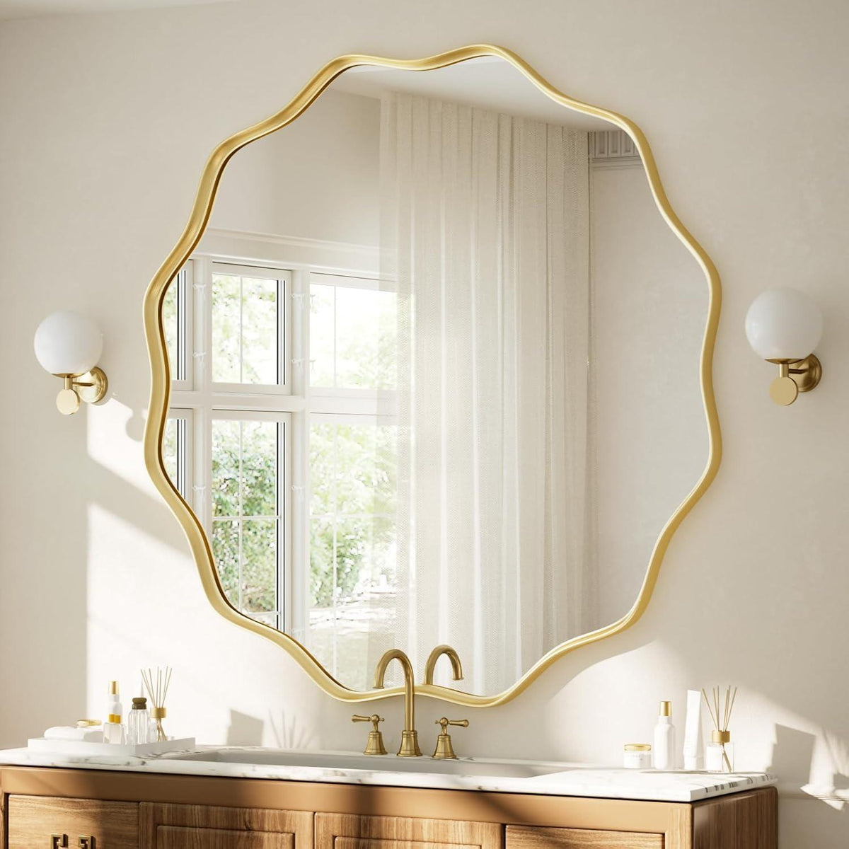 Runder Wandspiegel mit gewelltem Rand, Gold 105cm