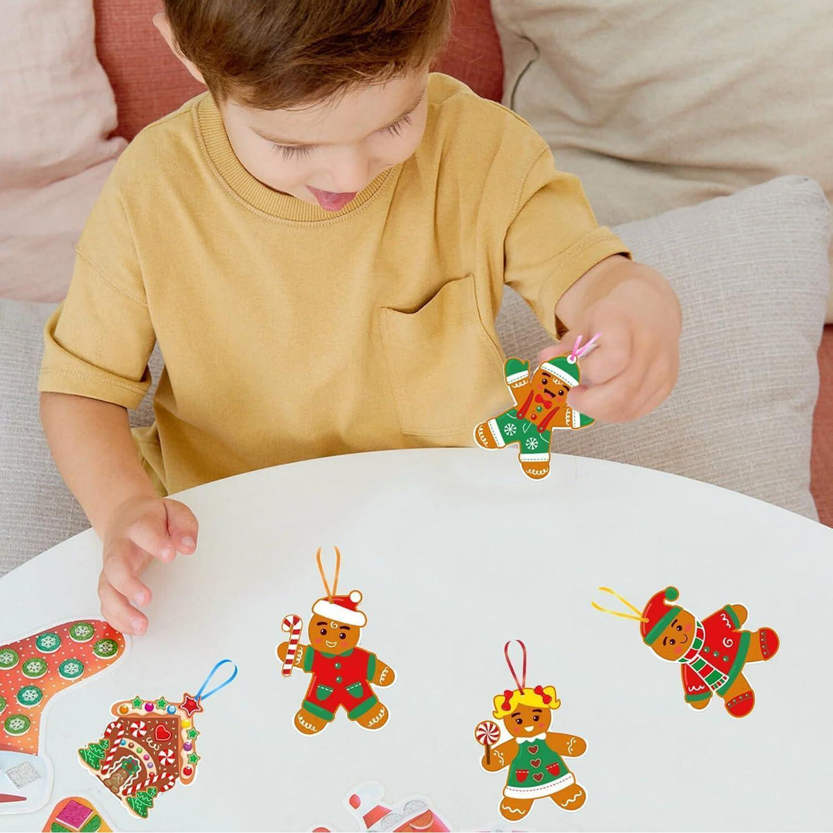 24er Lebkuchenmann Bastelset für Kinder – Weihnachtsbasteln mit Aufklebern