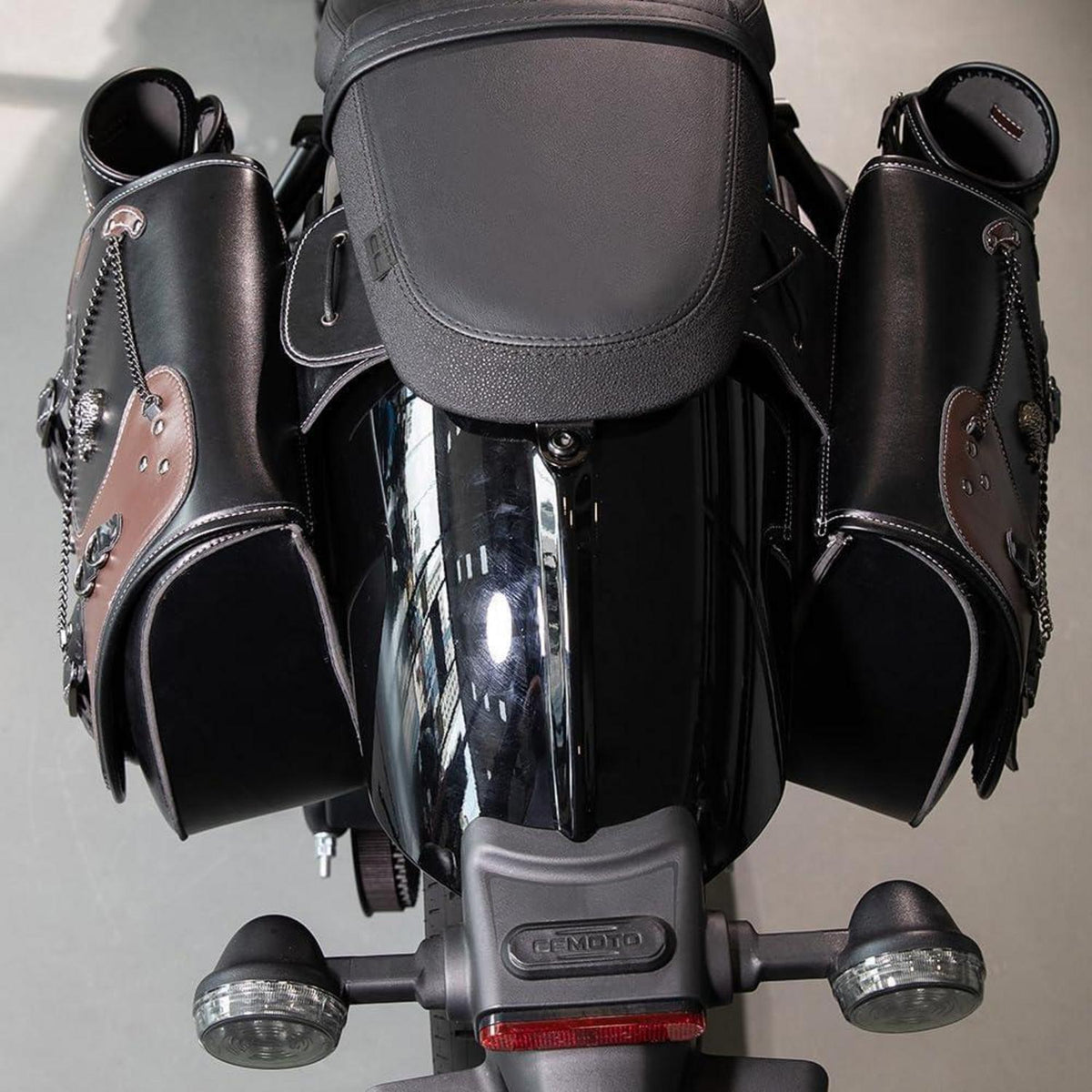 Motorrad Satteltasche 30L Wasserdicht mit Cup Holder in Lederoptik