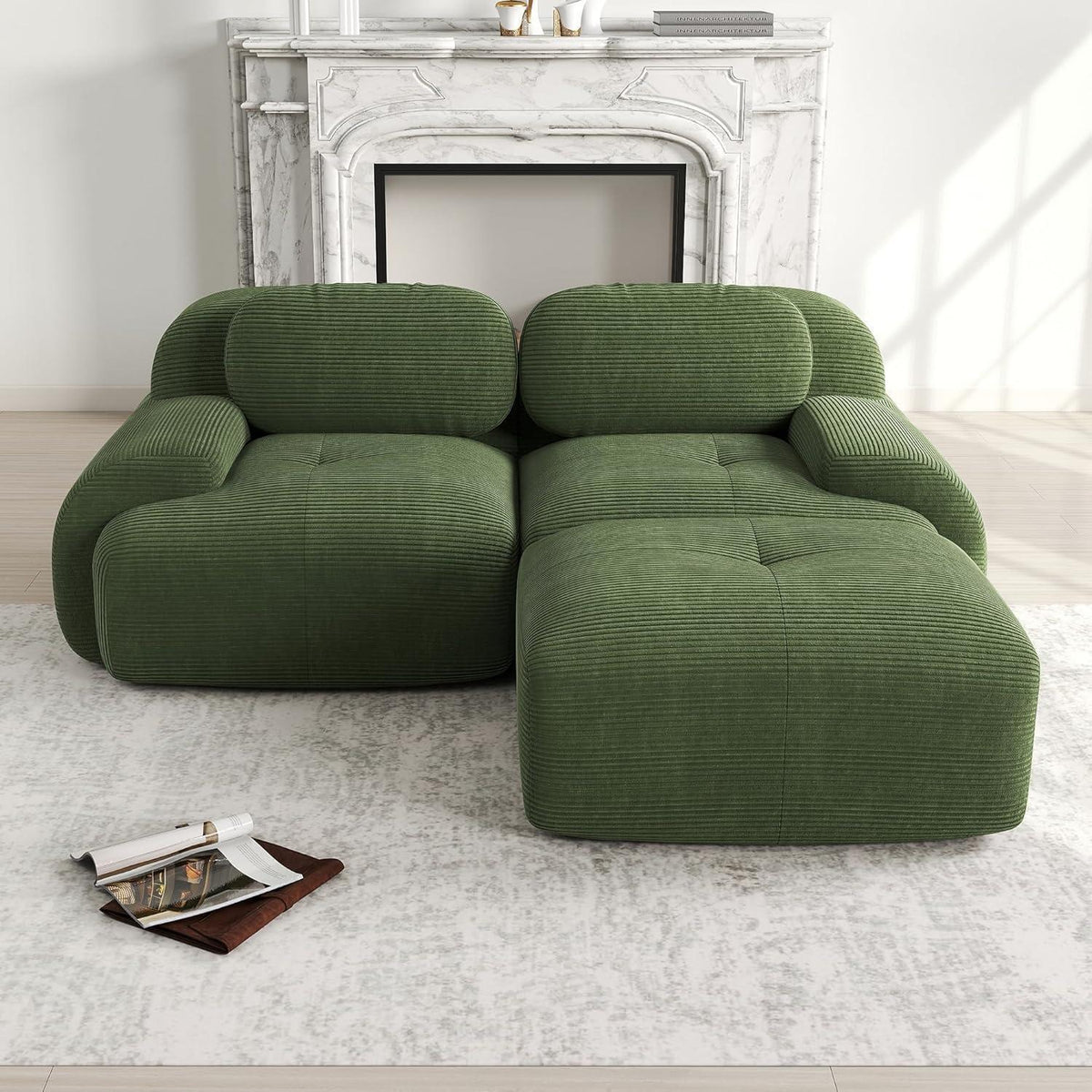Modulares 2-3 Sitzer Cord Sofa Grün mit Hocker