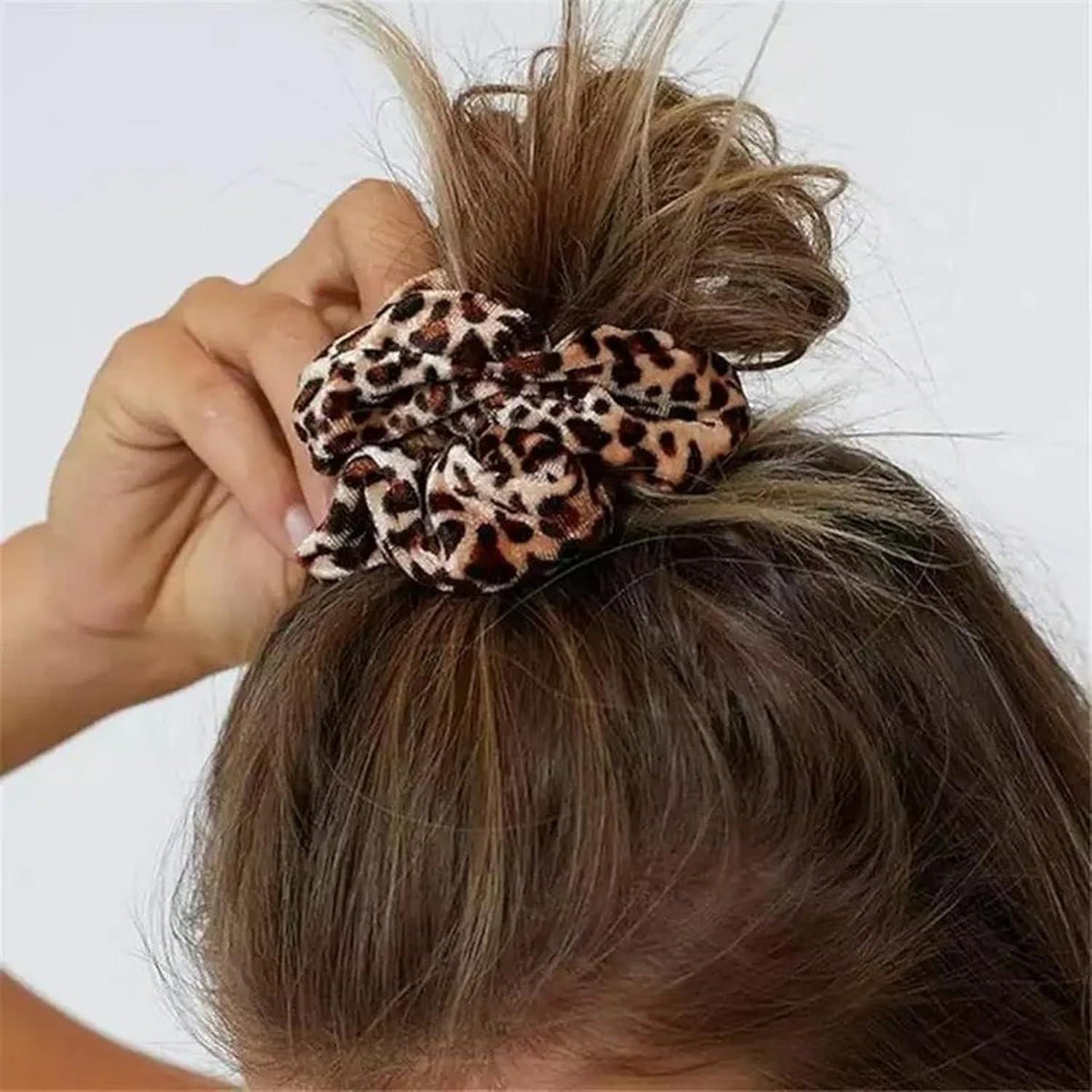 Samt Haargummis 4er Set Schwarz für Damen & Mädchen