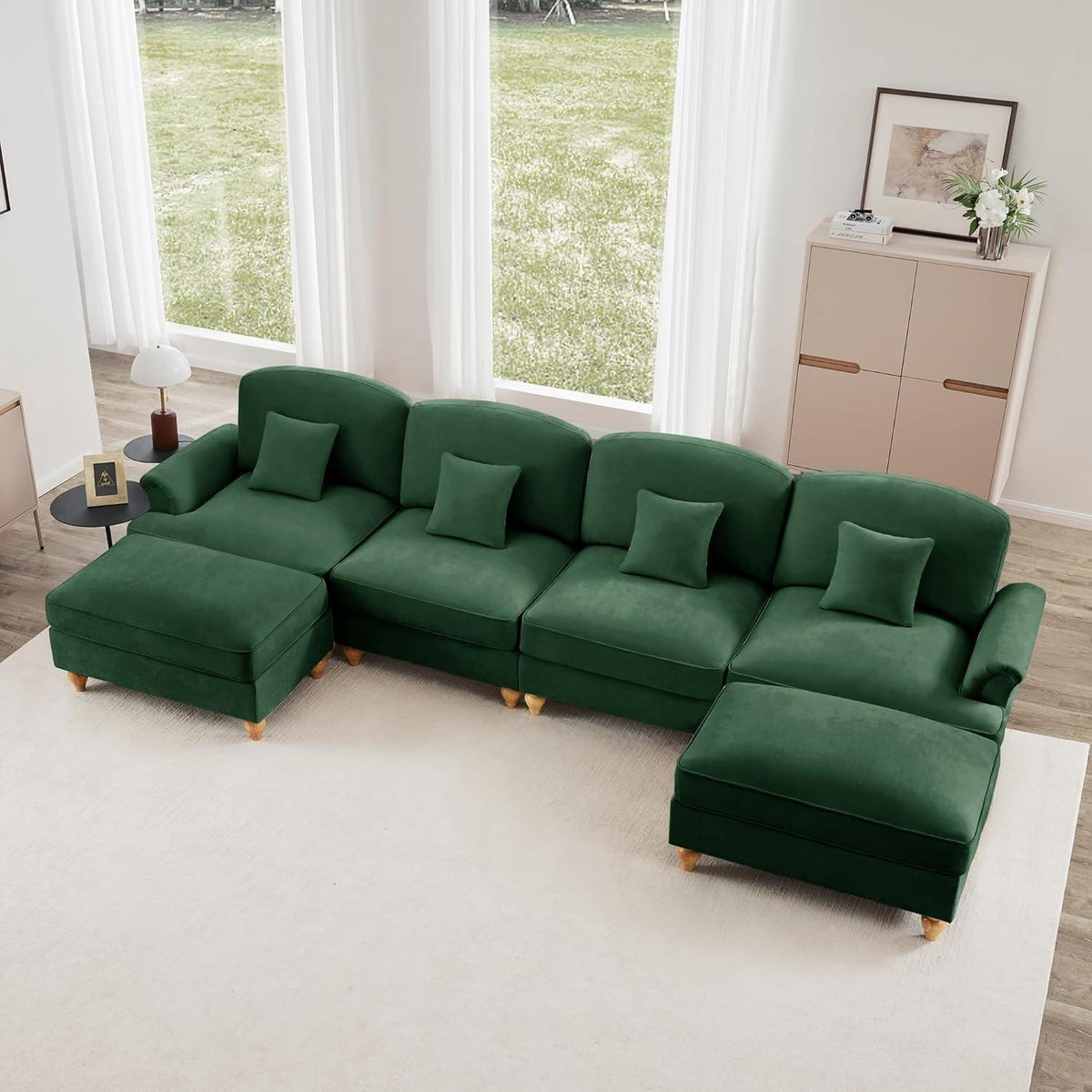 Mittelalter Ecksofa 4-Sitzer mit Ottomane & Rüschenschürze, Grün