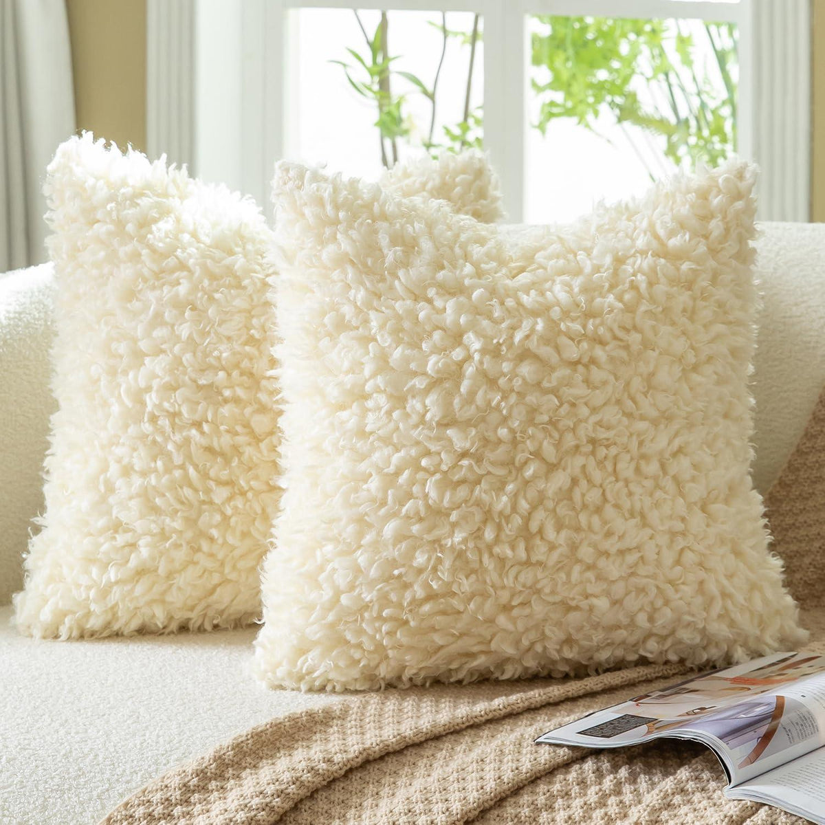 2er Set Kissenbezüge 45x45 cm Cremegelb Faux Pelz Bouclé Sherpa