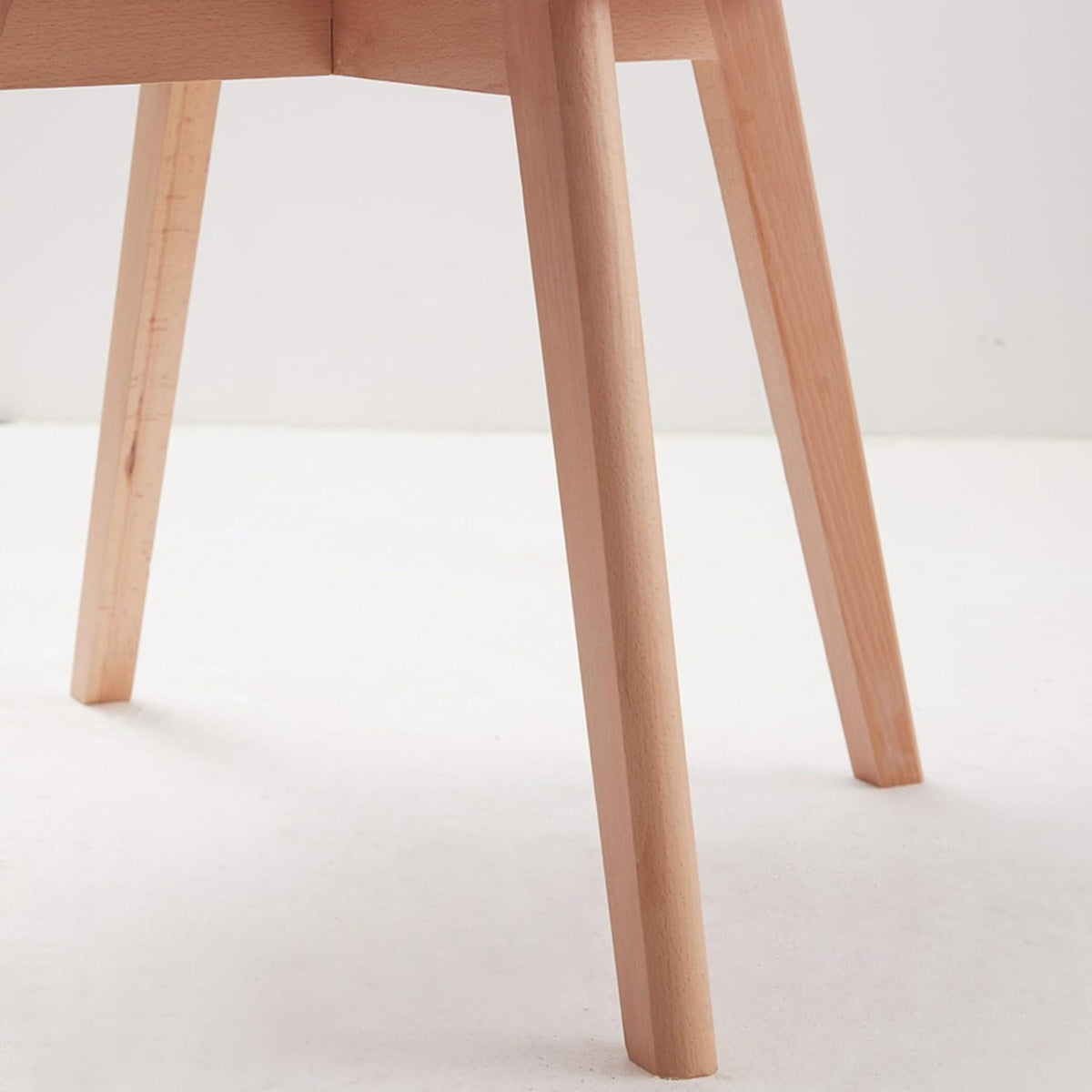 8 Esszimmerstühle mit Stoffpolster & Massivholzbeinen - Bohnenpastell