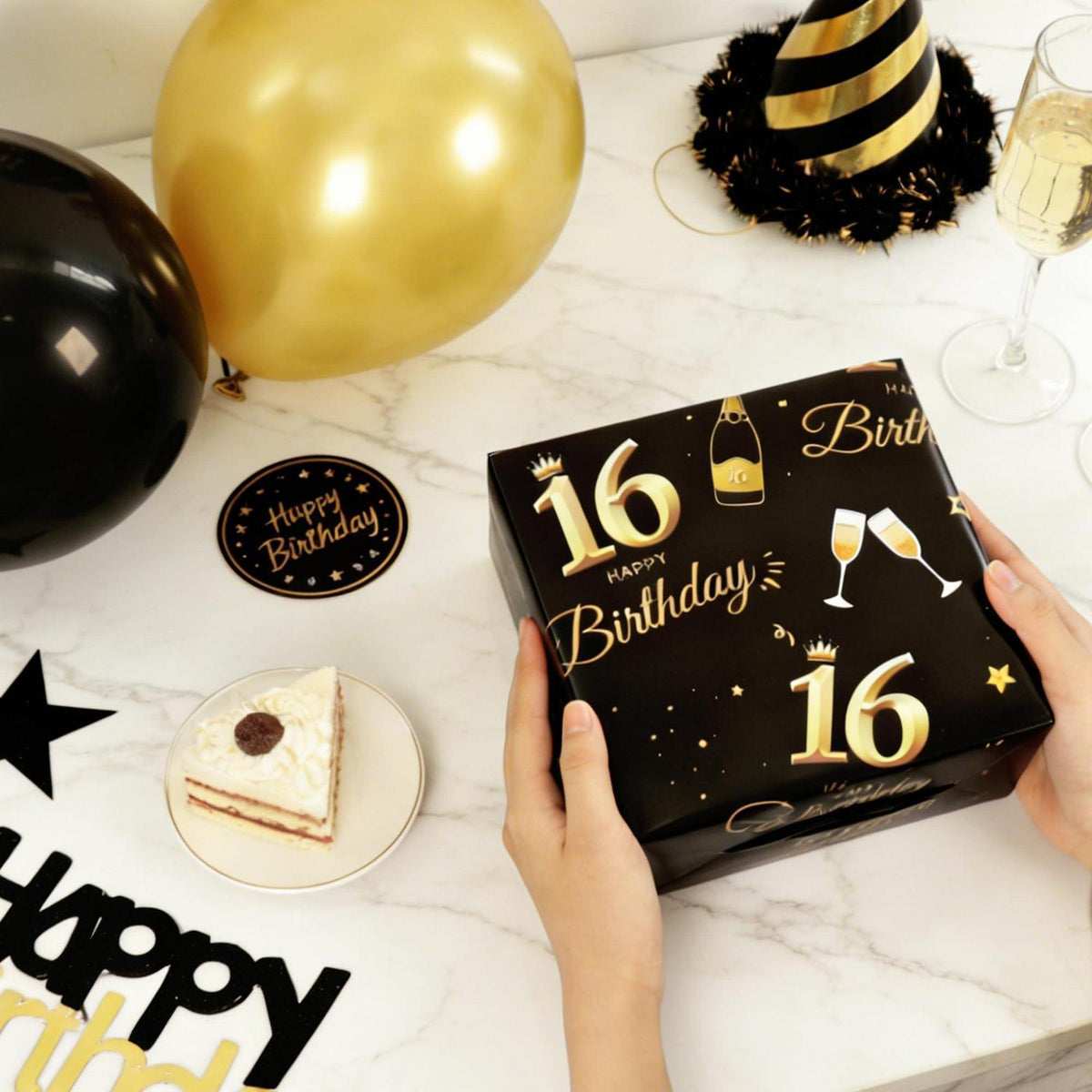 Geschenkpapier 16. Geburtstag Schwarz Gold 6 Bögen