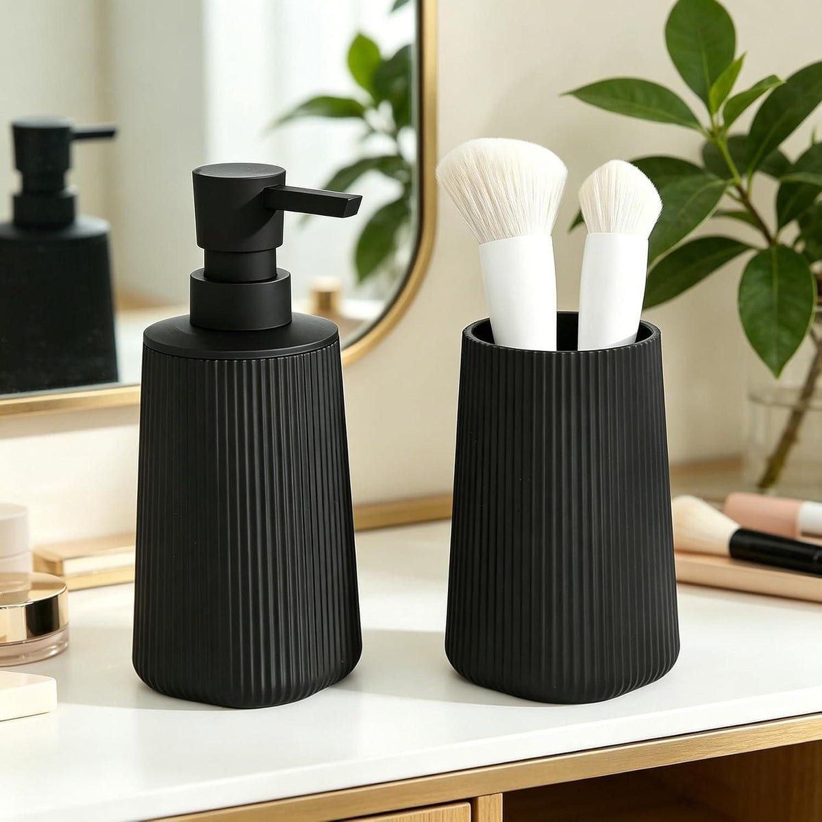 Badezimmer Set: Seifenspender & Zahnputzbecher Schwarz