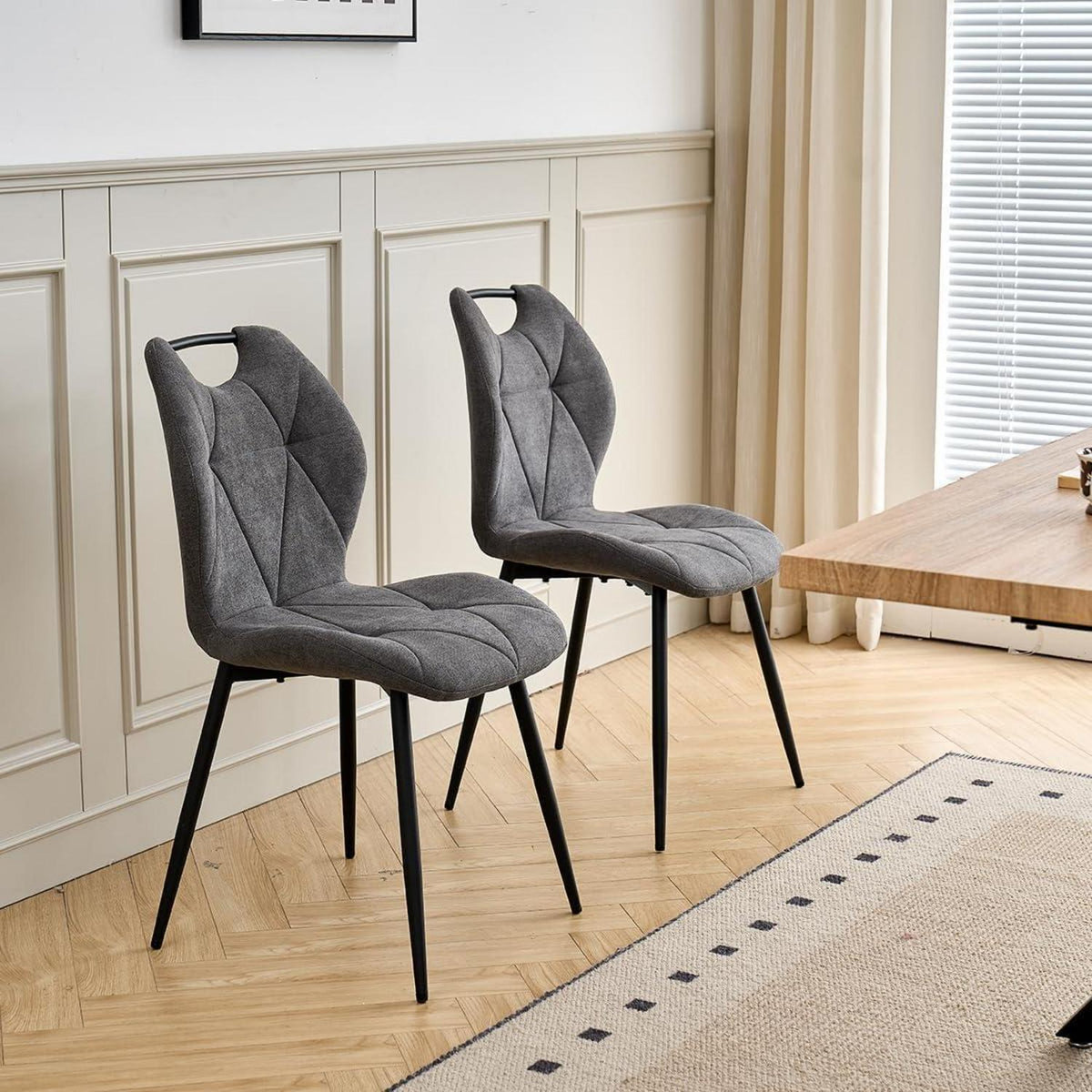 5-teiliges Esszimmer-Set: 140cm Tisch + 4 gepolsterte Stühle