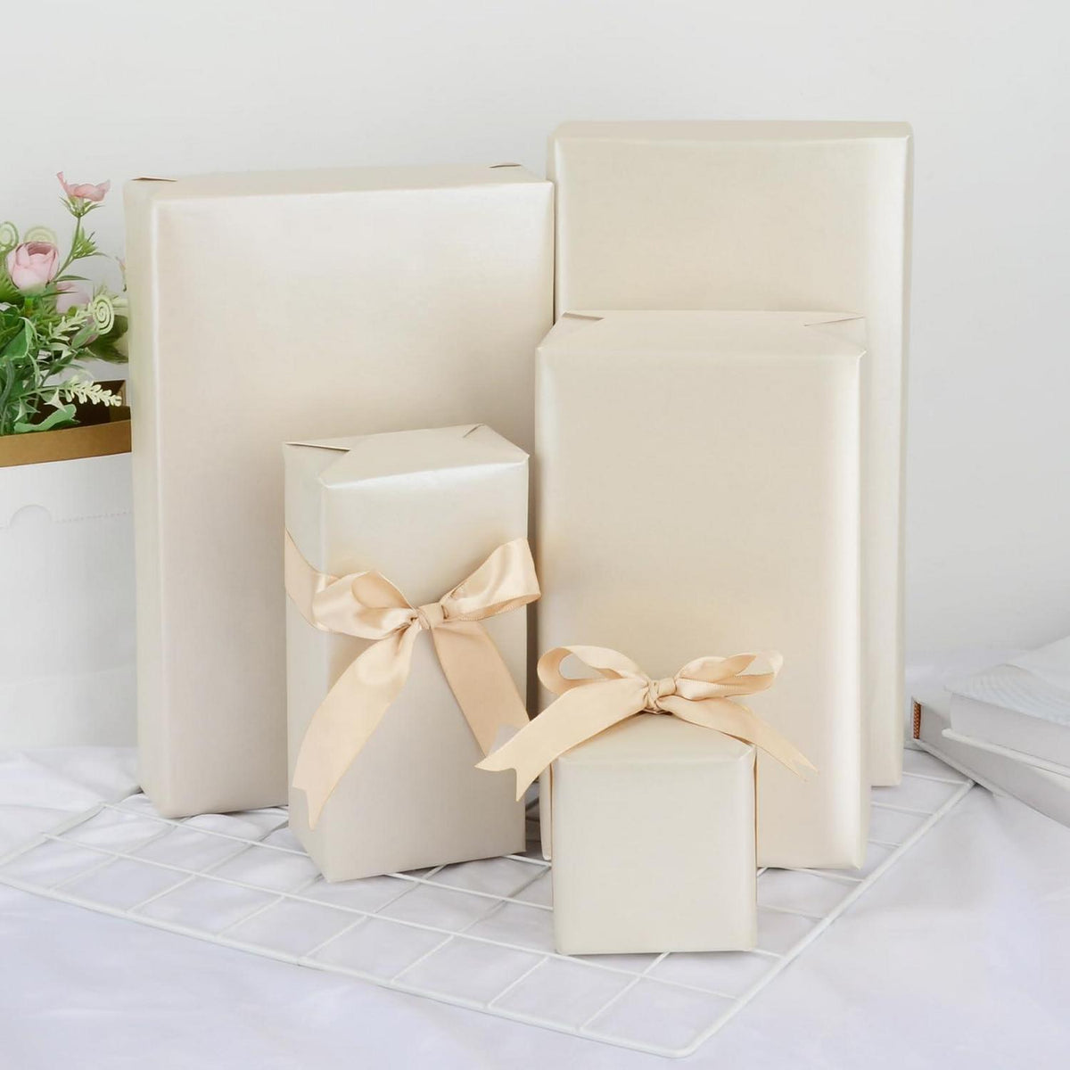 Geschenkpapier Weiß 43 cm x 10 m für alle Anlässe